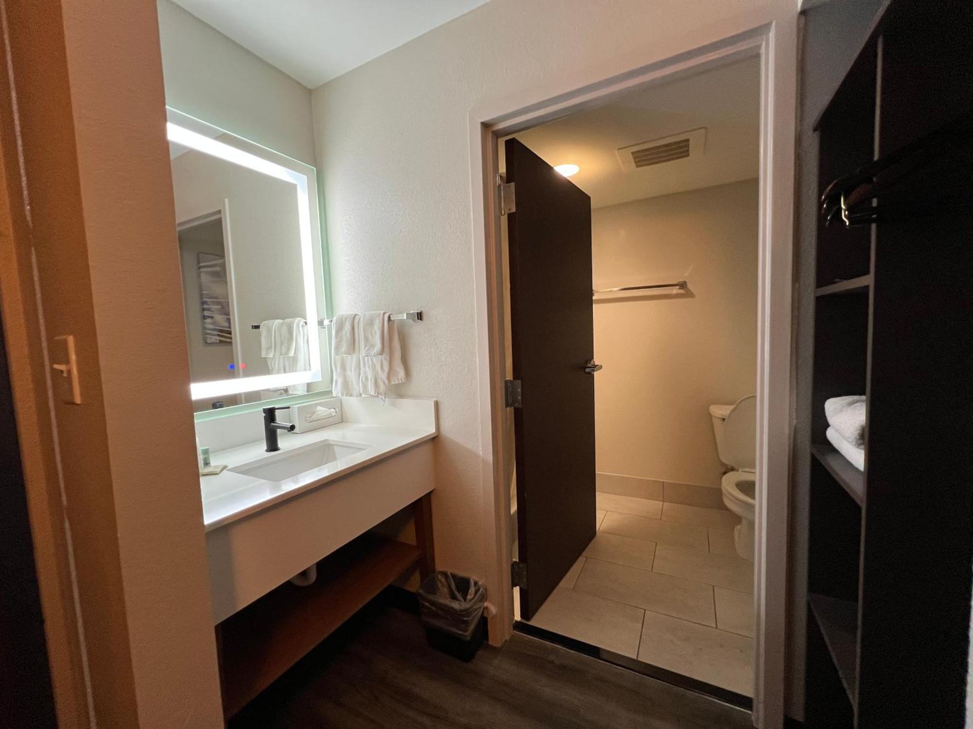 Country Inn & Suites By Radisson, Lsu - Medical Corridor Baton Rouge Esterno foto